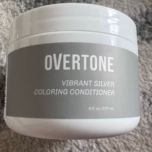 OVERTONE Vibrant Silver Coloring Conditioner